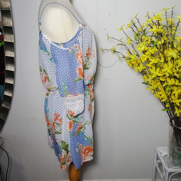 City Studio  women's Drees - Picture 3 of 7